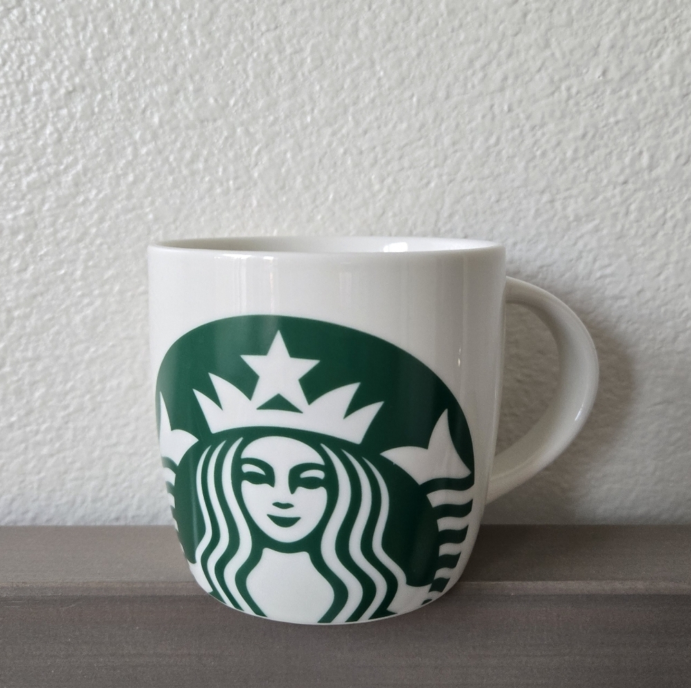 Starbucks 2017 Mug White Green Coffee Tea Soup Cup Classic Mermaid‎ Logo 14oz